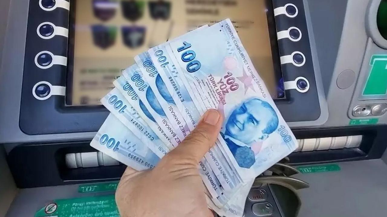 ATM'ye gittiğinizde hemen bakın! Hatayı yapanlar maddi kayba uğruyor