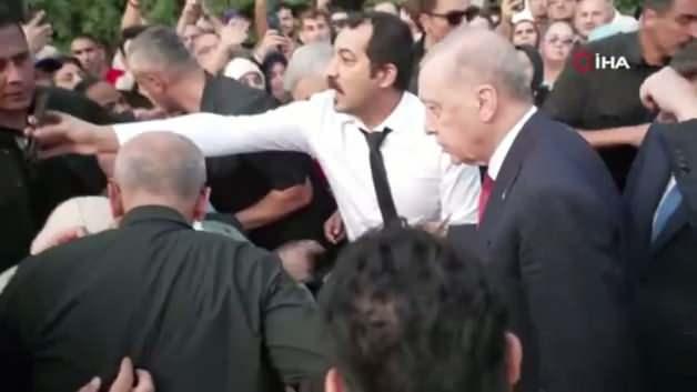 Cumhurbaşkanı Erdoğan, 'Allah'a bunun hesabını nasıl veririm' demişti: Buluşma anı paylaşıldı