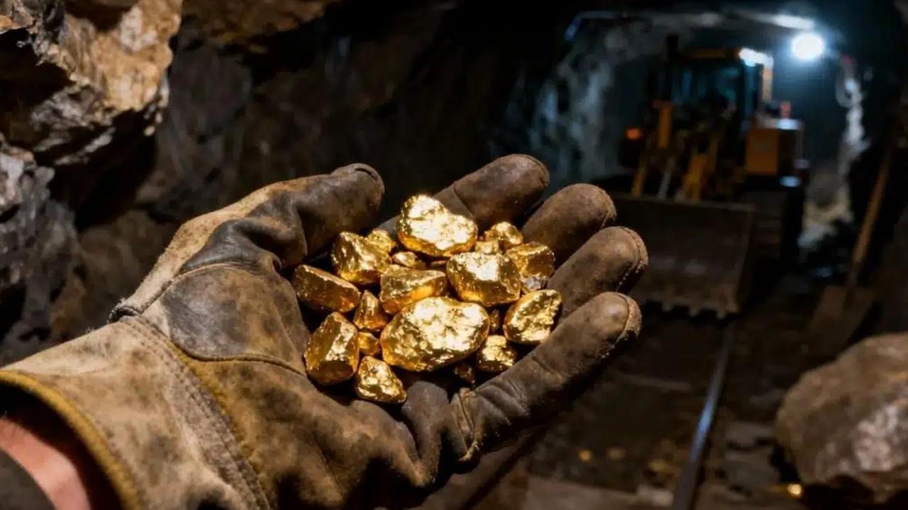 700 kilo altın bulup iki uçak almıştı: Madencinin son hali şaşırttı