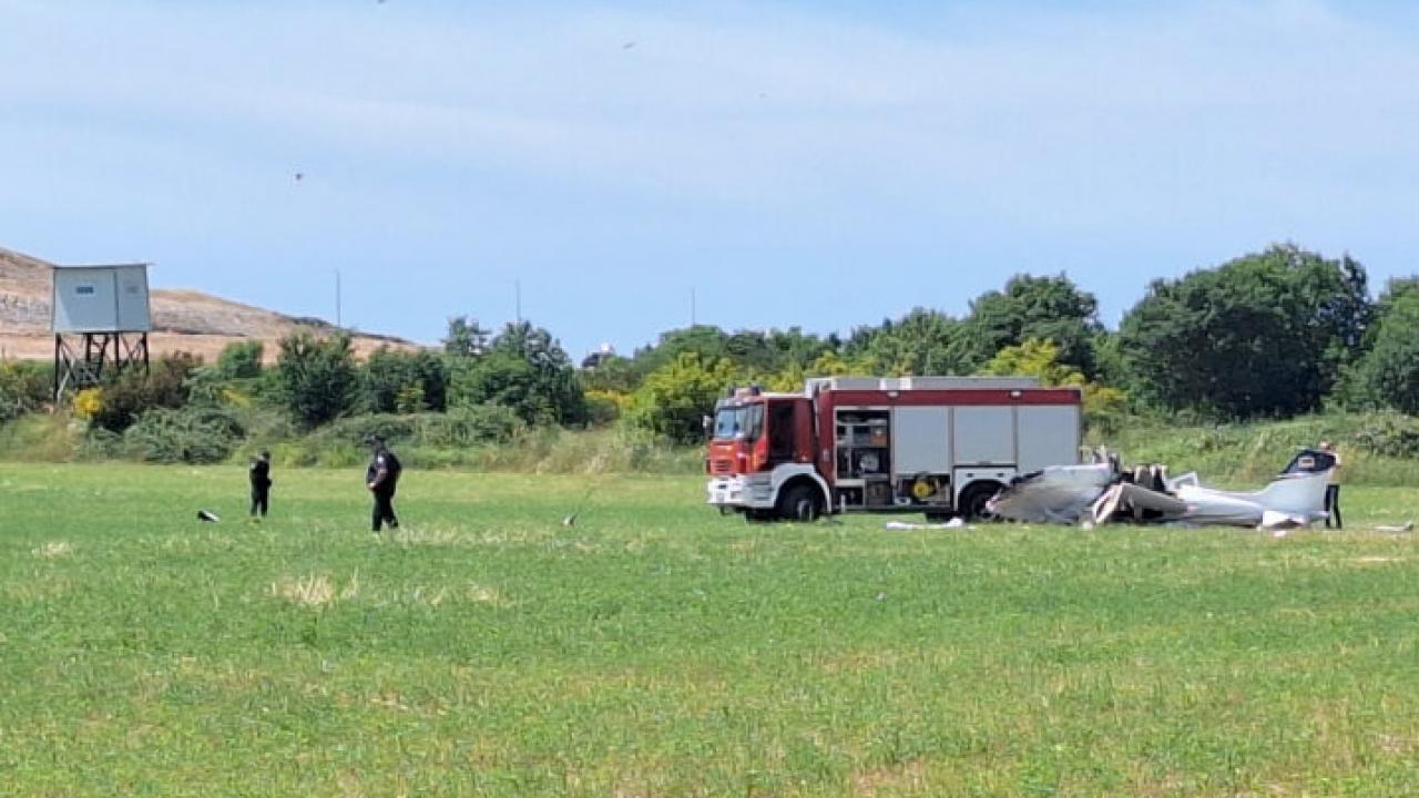Mısır tarlasına uçak düştü, pilot öldü
