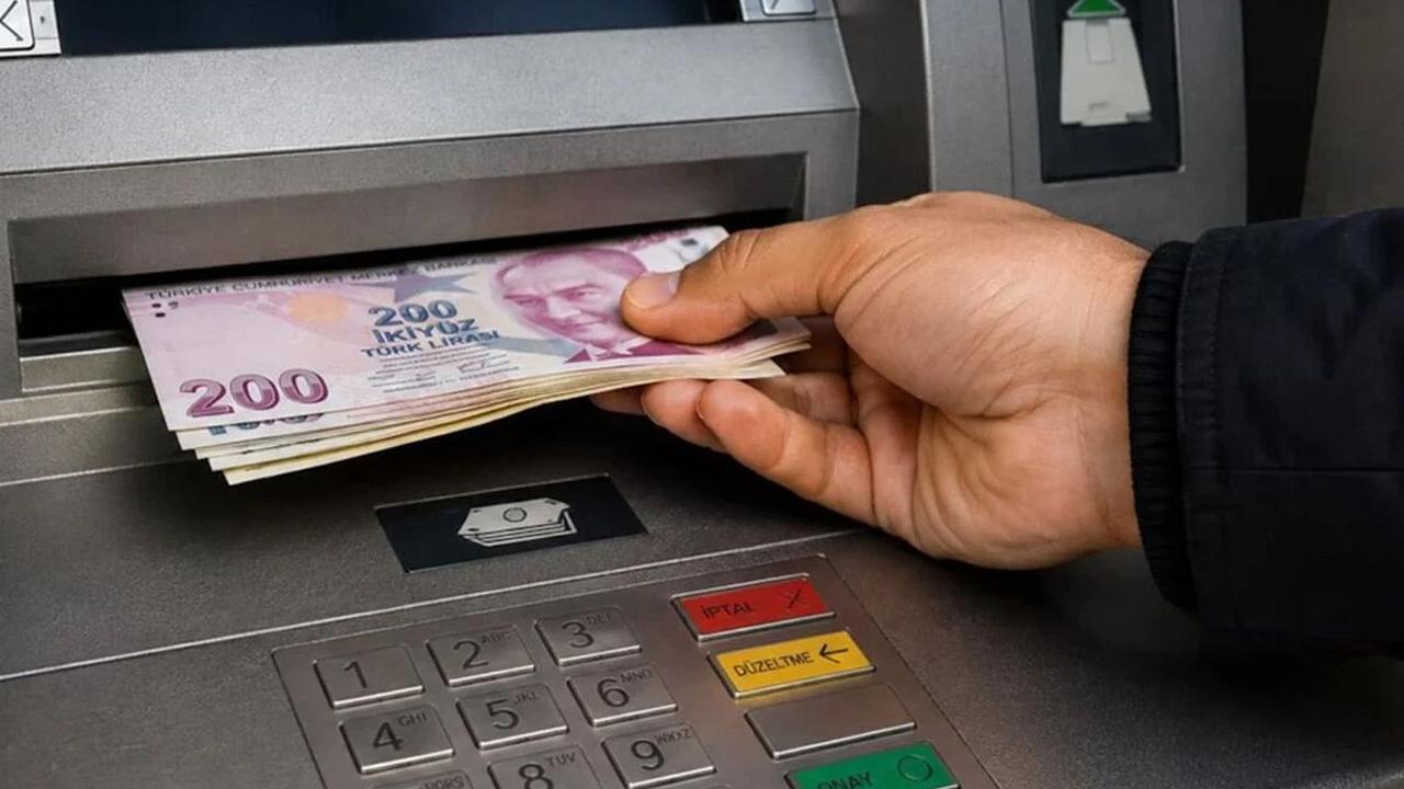 ATM kullanıcıları dikkat: Bundan böyle tarih oluyor! Yeni sistem devrede...