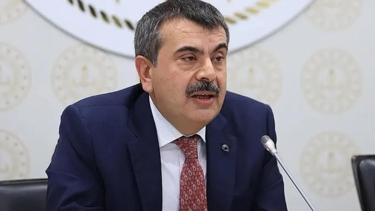 Okullarda ders saatleri kısaltılıyor: Şartlar açıklandı! 40'dan 30'a iniyor
