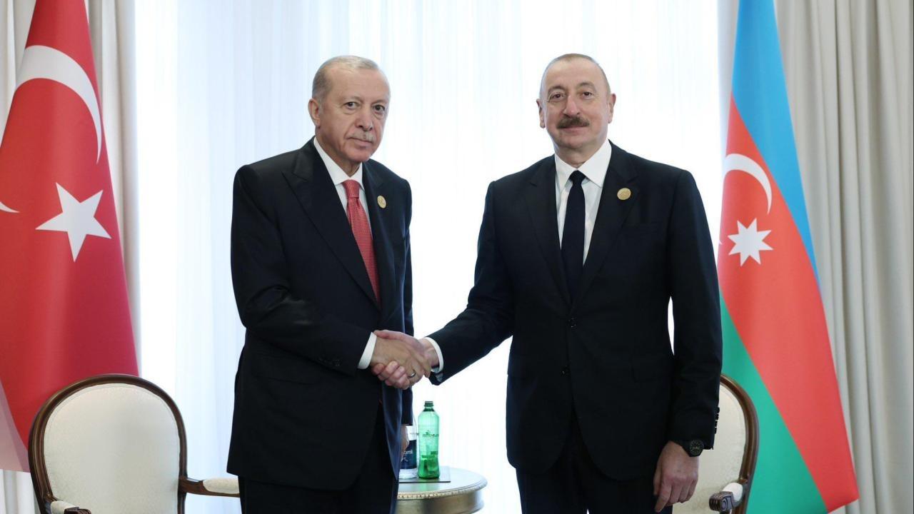 Cumhurbaşkanı Erdoğan'dan Azerbaycan Cumhurbaşkanı Aliyev'e "Anım Günü" telefonu