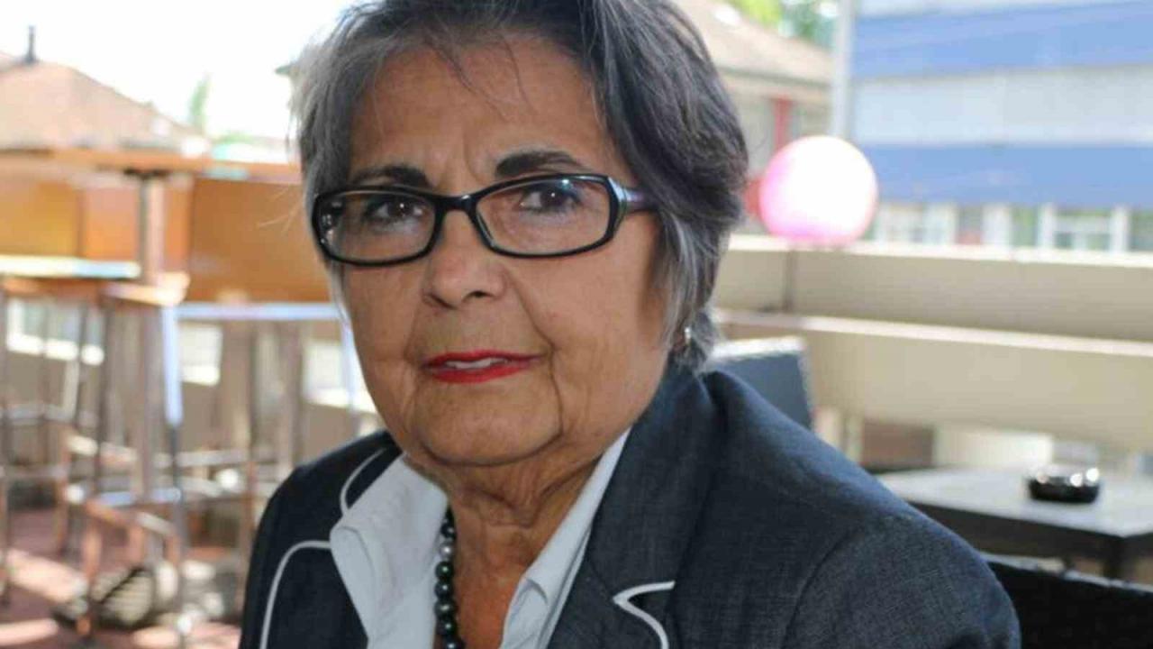 İsviçre’de Türk kadınlarının öncü ismi Hidayet Aladağ ‘Ahde Vefa’ ile anıldı