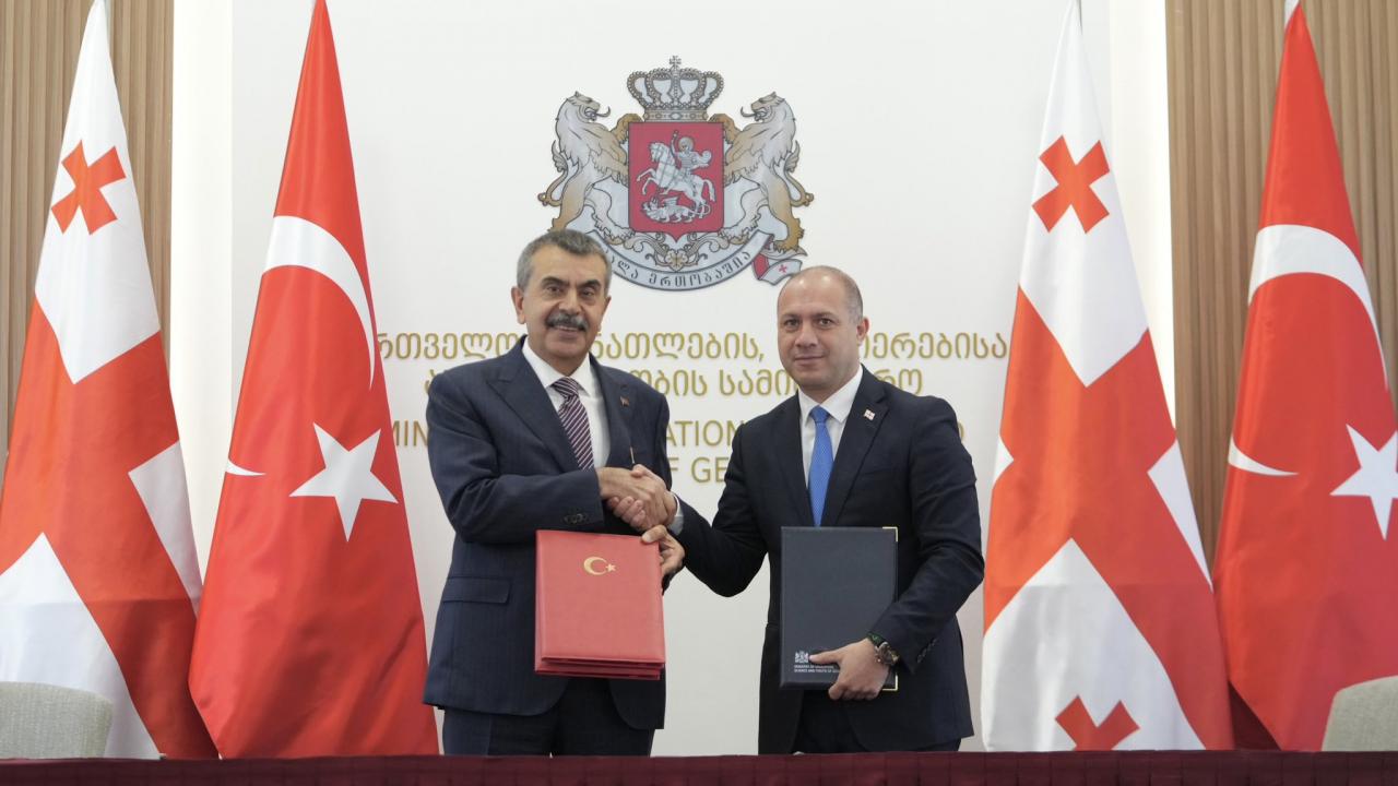 Ankara-Tiflis hattında önemli imza!