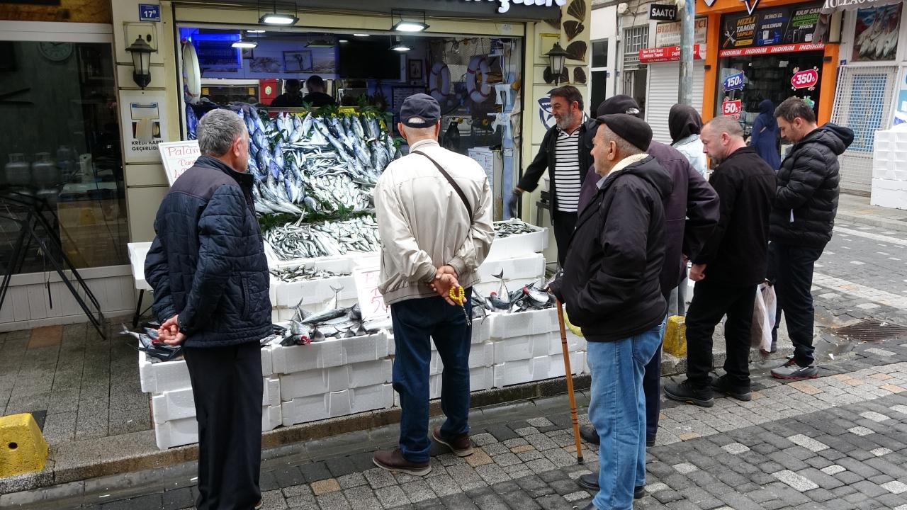 Fiyatı gören şok olup, sıraya girdi! 50 liraya kadar düştü! Vatandaşlar 20'şer tane alıyor