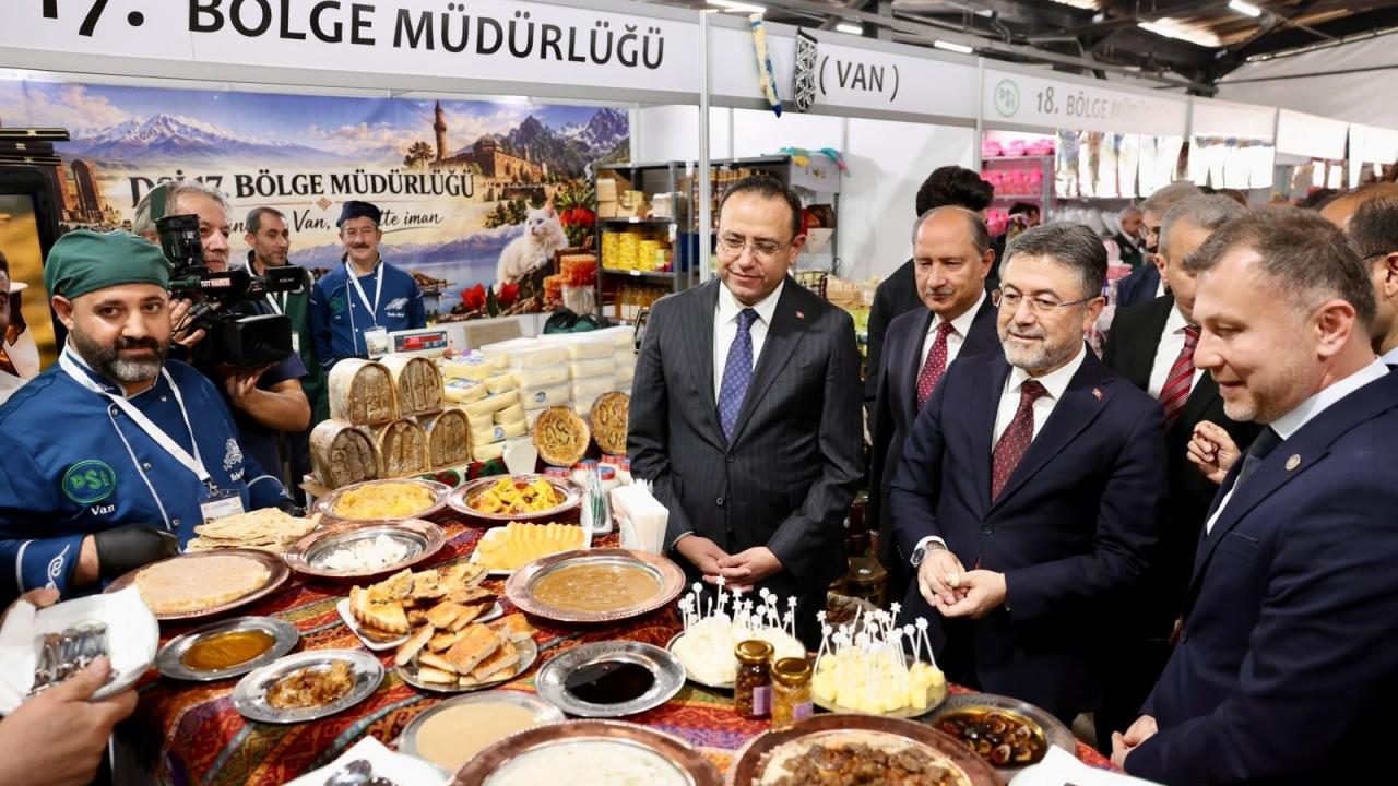 Tarlalarda yapay zeka dönemi başlıyor! 11 şehir için sulama hedefi açıklandı