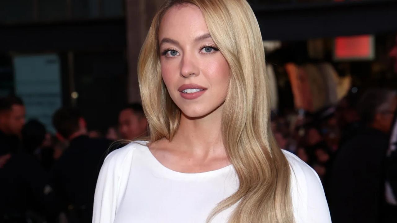 Sydney Sweeney aşkı için din değiştiriyor