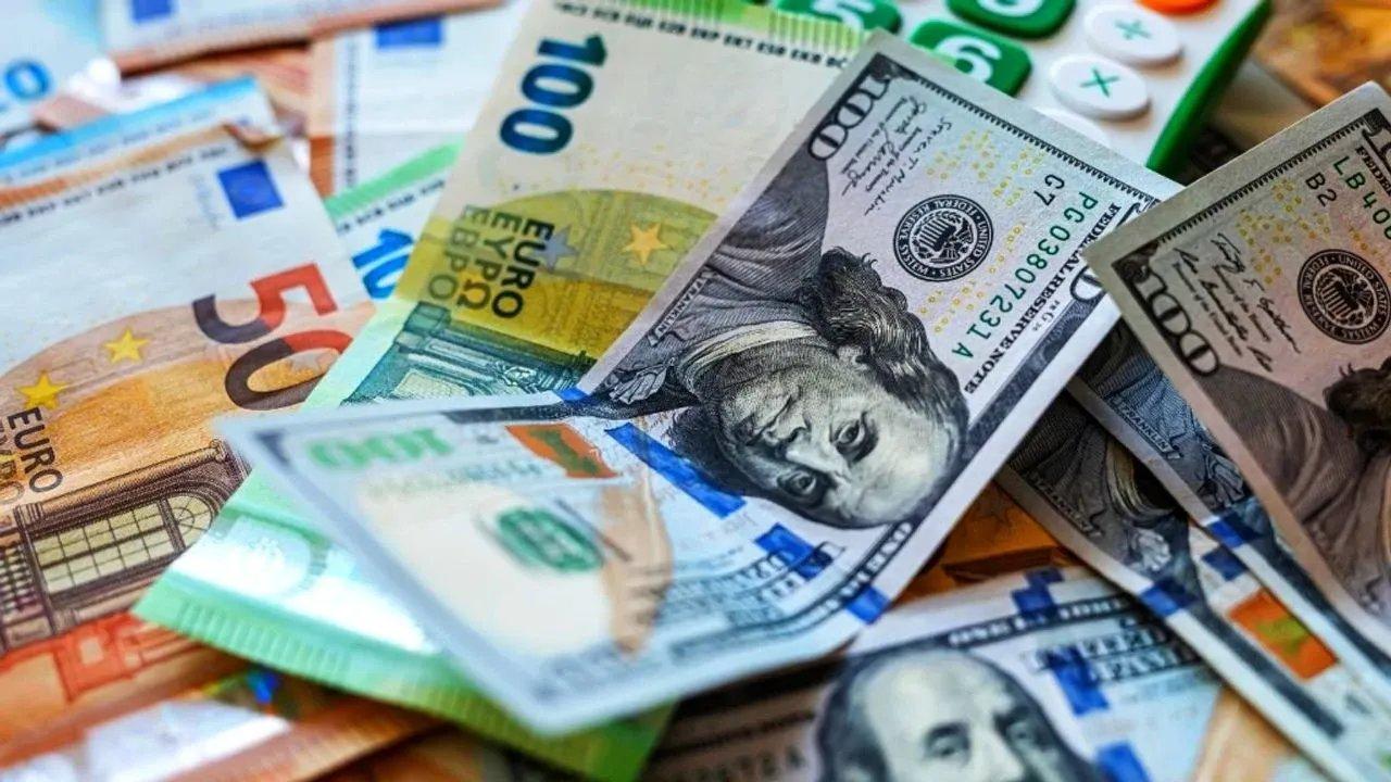 Dolar ve Euro kaç TL? İşte ilk fiyatlar...