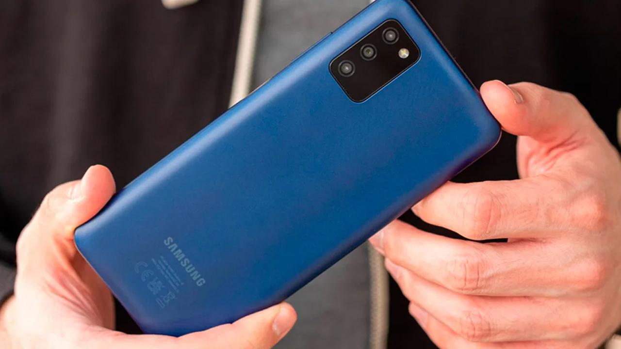 2 telefon birden tarihe karışıyor: Bir dönem sona eriyor! Fişi çekildi